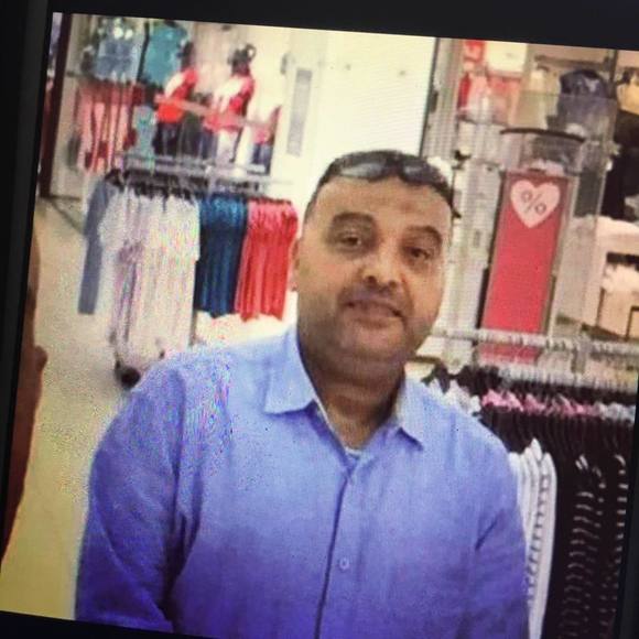 Profile Picture of Ashraf Hassan (@ashraf_hassan) on Poshmark