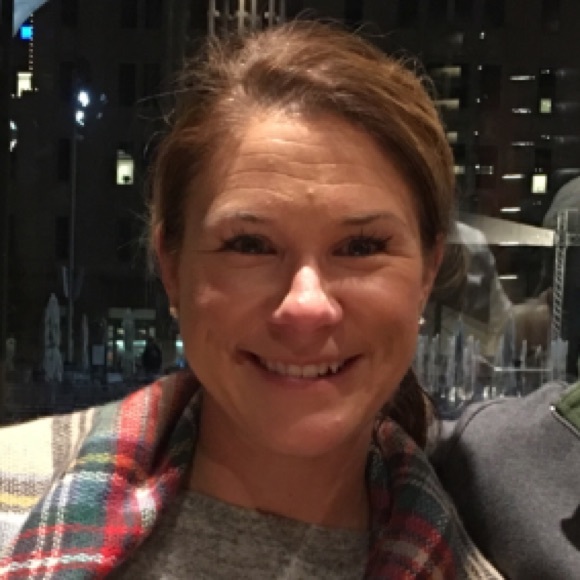 Heather Epley - Poshmark Profile Picture of Heather Epley (@h_epley) on Poshmark