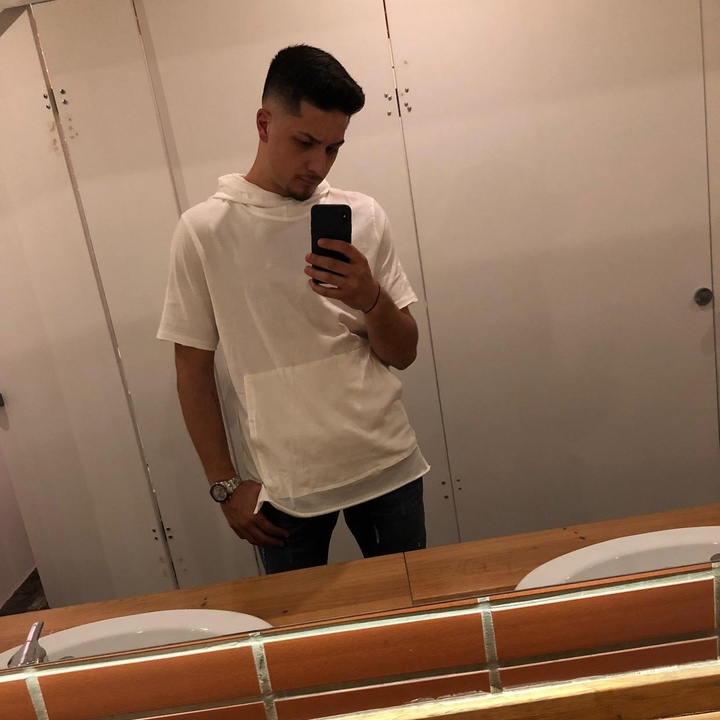 Profile Picture of fulga09 (@fulga09) on Tiktok