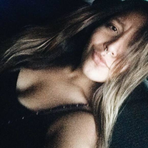 Morgan Lara - Poshmark Profile Picture of Morgan Lara (@laramo26) on Poshmark