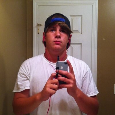Profile Picture of Kyle Sullivan (@davis7_kyle) on Twitter