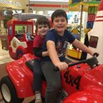 Gretchen Simmons - Instagram Profile Picture of Gretchen Simmons (@gretchit_wrench) on Instagram