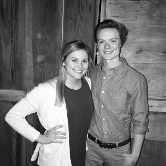 Profile Picture of Danielle Arconati (@d_arconati) on Poshmark