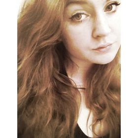 Profile Picture of jess buckley | writing in red lipstick (@jssbckly) on Pinterest