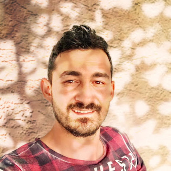 Profile Picture of Borahan Güven (@borahanguven) on Poshmark