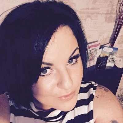 Profile Picture of Lee Scott (@Leeannescott83) on Twitter