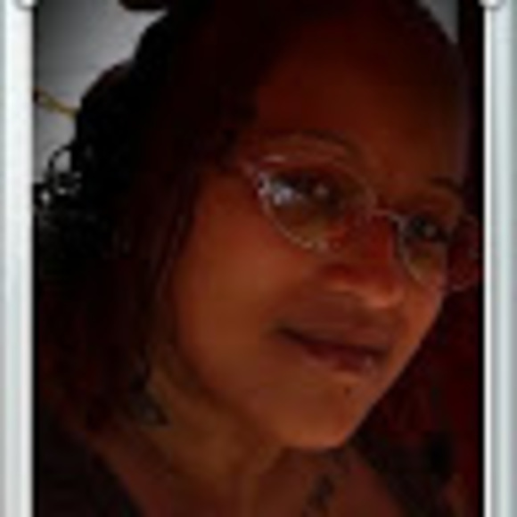 Profile Picture of Marina Lopez (@minniedadiva47) on Poshmark