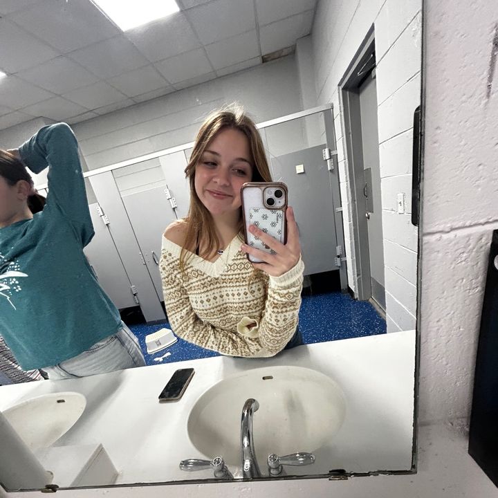 Profile Picture of ella (@ella_corey) on Tiktok