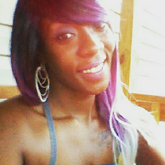 Profile Picture of Crystal Autrey (@nicole1464) on Poshmark