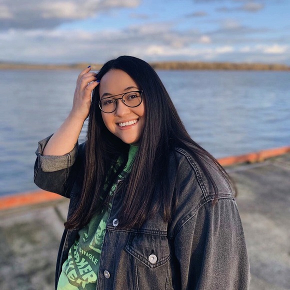 Profile Picture of Tabitha Raynor (@tabitharaynor) on Poshmark