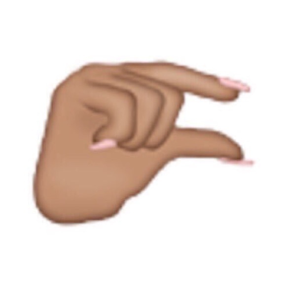 Profile Picture of Olivia Walls (@oliviajw) on Poshmark