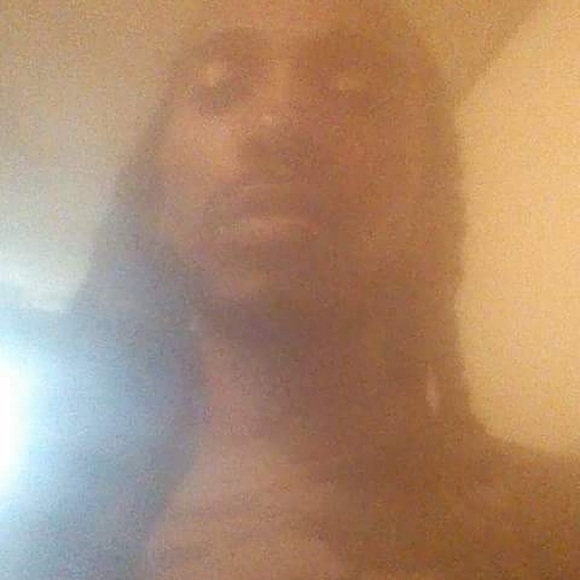 Profile Picture of Marcus Barrow (@marcusbarrow134) on Poshmark