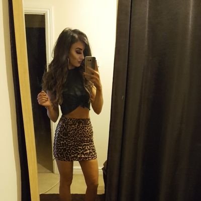 Profile Picture of Danielle Sharp (@daniellesharp7) on Twitter
