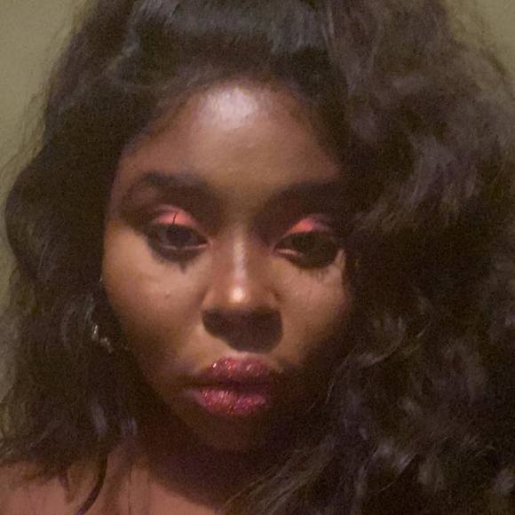 Profile Picture of Charlene Lalor-dobyne (@clalor89) on Poshmark