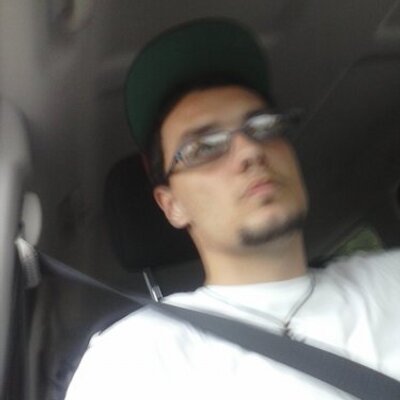 Profile Picture of Paul David Larrimore (@babypaul91) on Twitter