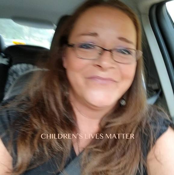 Profile Picture of Christy Shriver (@christyshriver) on Poshmark