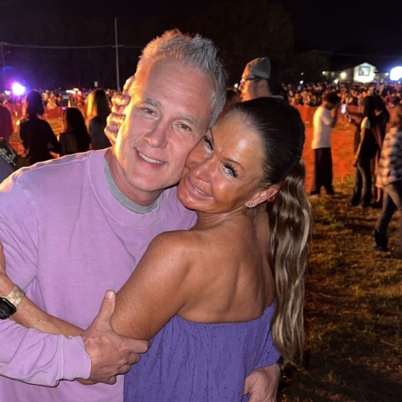 Tracee Davis - Poshmark Profile Picture of Tracee Davis (@traceejeffdavis) on Poshmark