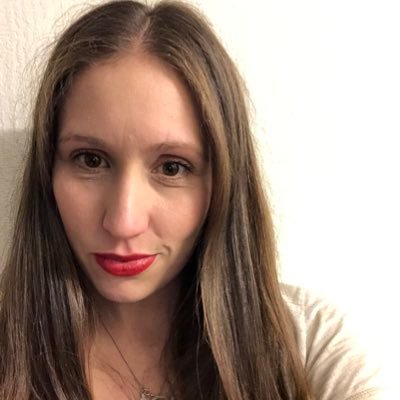 Profile Picture of Hayley | Hay Eva Blog (@hay29eva) on Twitter