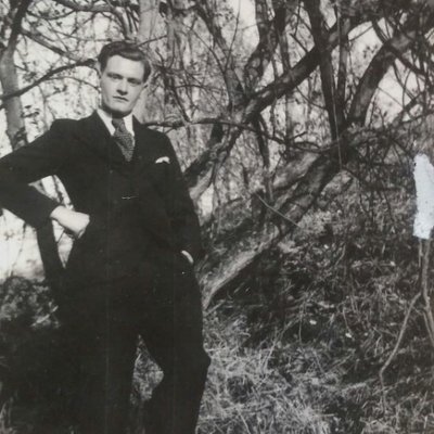 Profile Picture of Lucien Andre Breux (@BreuxAndre) on Twitter