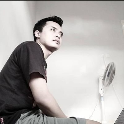 Profile Picture of Songo Papat Punjul Enem (@Dwy_aee) on Twitter