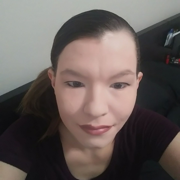 Profile Picture of Amanda Womack (@amandawomack945) on Poshmark