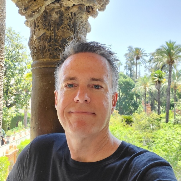 Profile Picture of Robert Trimble (@trimblerob) on Poshmark