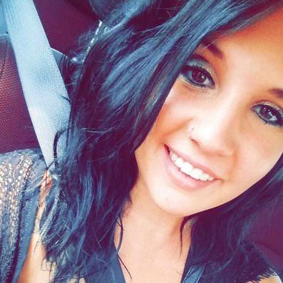 Profile Picture of Amber Rae (@amSCHADE55) on Twitter