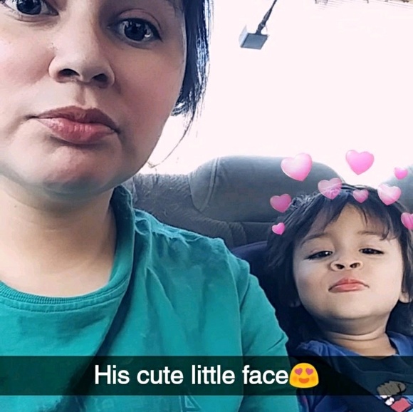 Profile Picture of Kimberlyn Fencer (@kimmyfencer) on Poshmark