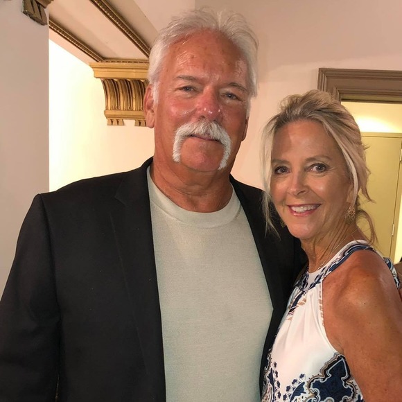 Profile Picture of Jill Schimmell (@jschimmell) on Poshmark