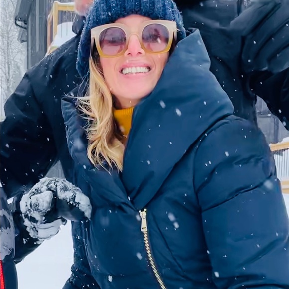 Profile Picture of Jeanine Frazzitta (@jfrazzitta) on Poshmark