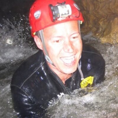 Profile Picture of Mark Hewitson (@hewy7) on Twitter