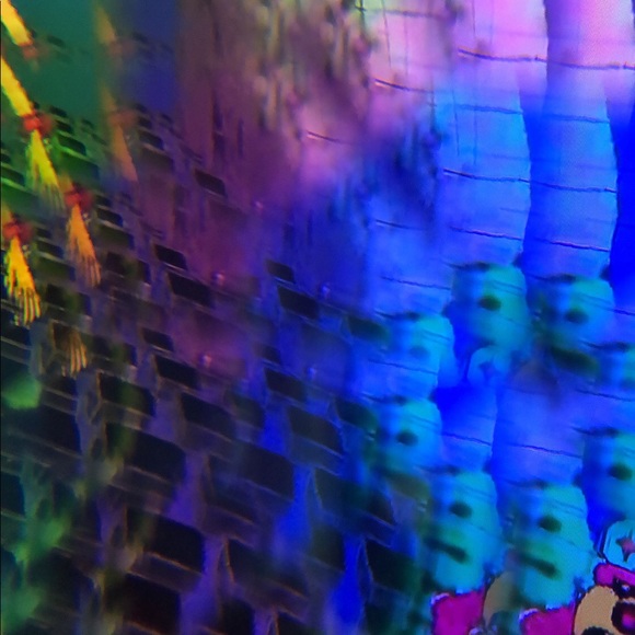 Profile Picture of Lucy Rivas (@artisticlucy) on Poshmark