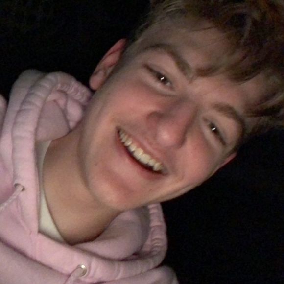 Profile Picture of Cole Campbell (@colecampbell571) on Poshmark