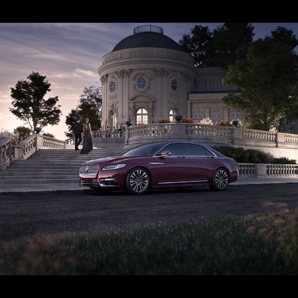 Profile Picture of Amira Nasser (@amiranasser) on Poshmark