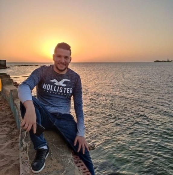 Profile Picture of Mohamed Saad (@legendmamado) on Poshmark