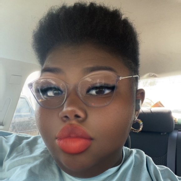 Profile Picture of Ana Gibbs (@elohims_elle) on Poshmark