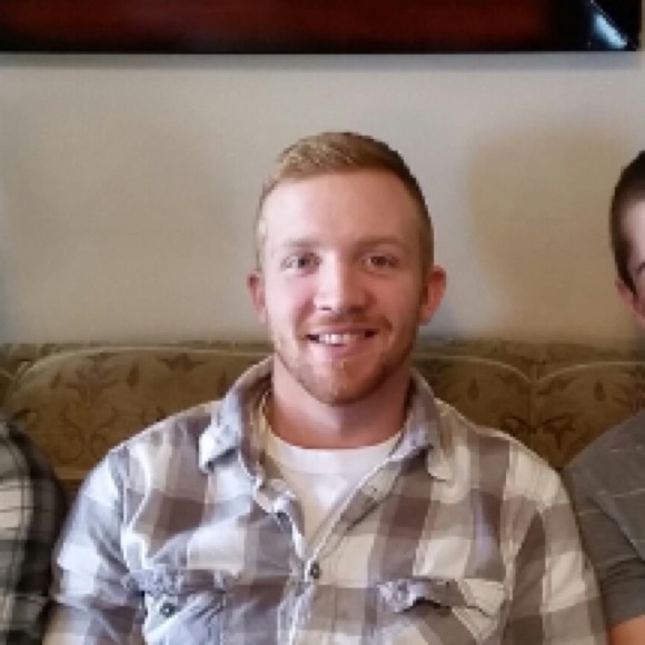 Profile Picture of Kevin Andersen (@kevinandersen) on Poshmark