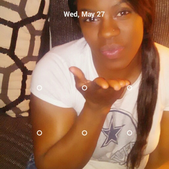 Dominique Hunt - Poshmark Profile Picture of Dominique Hunt (@dhunt16) on Poshmark