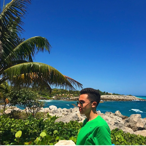 Profile Picture of Emanuel Otalvaro (@emanuelotalvar3) on Poshmark