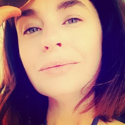 Profile Picture of Isabelle Adam (@IAdam21) on Twitter