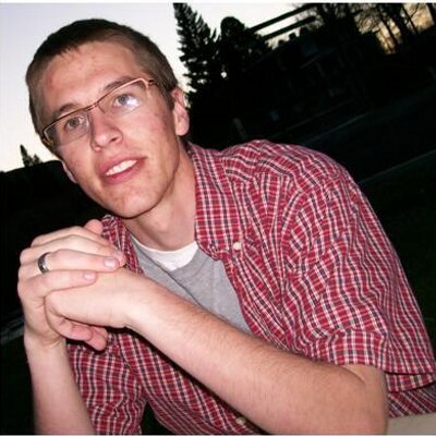 Profile Picture of Brad Everson (@happysnowman) on Twitter