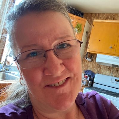 Profile Picture of Sue Ives (@IvesSue) on Twitter