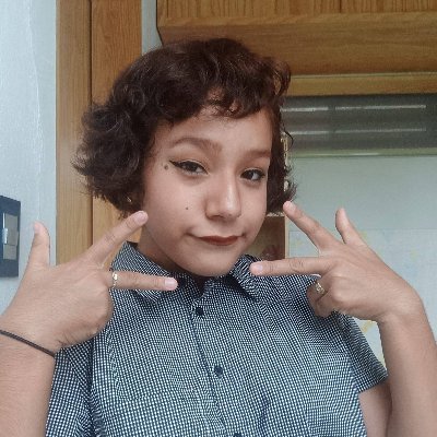 Profile Picture of Esmeralda Diaz (@emerald_diaz16) on Twitter