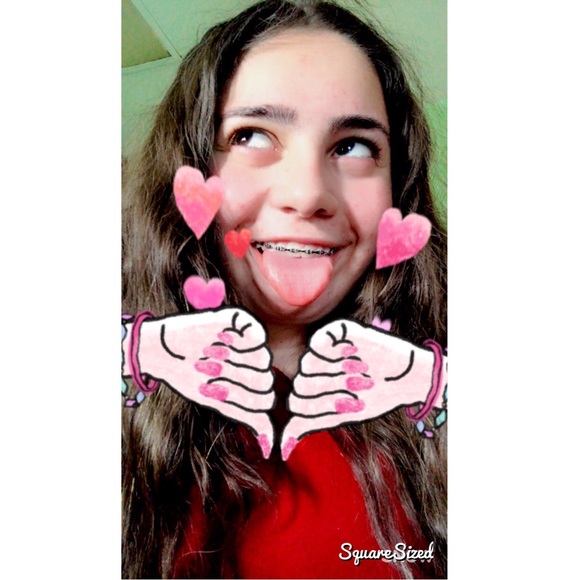 Profile Picture of Hala Nimeh (@halabieber) on Poshmark