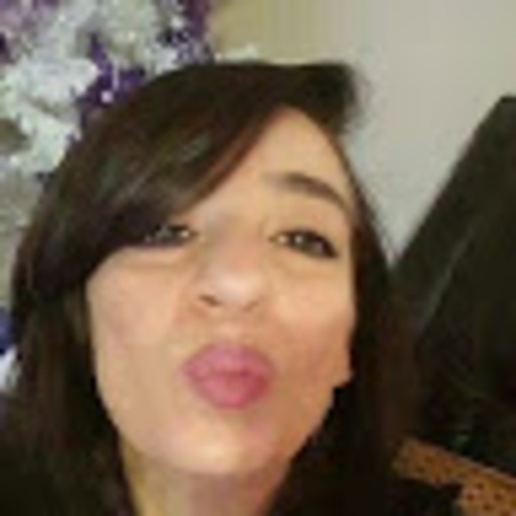 Profile Picture of Carmen Maligieri (@cmaligieri) on Poshmark