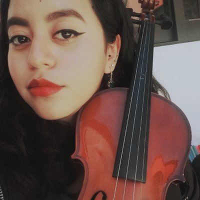 Profile Picture of Andrea Landeros (@andreasviolinj) on Twitter