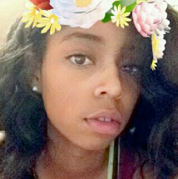 Profile Picture of Bobbie Brown (@bobbiejoanna) on Poshmark