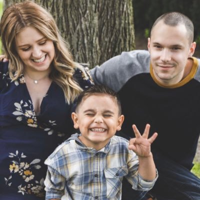 Profile Picture of MyFabulexLifeon Twitter