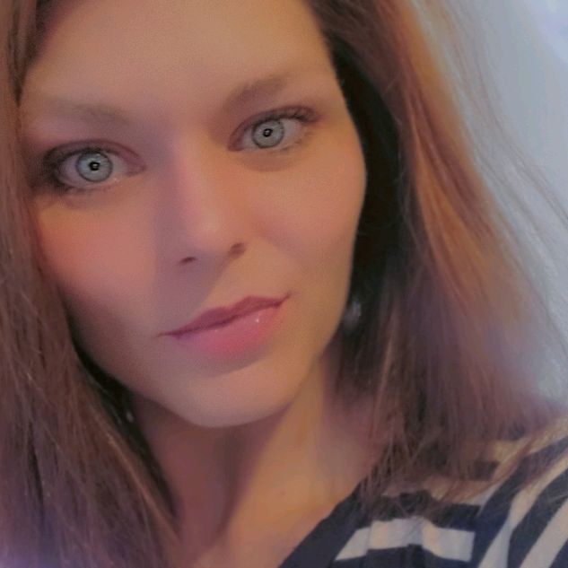 Profile Picture of Ruby (@rubyharless3930) on Tiktok