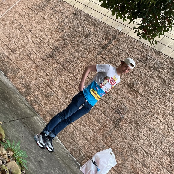 Profile Picture of Jason Molchen (@jmolchen123) on Poshmark